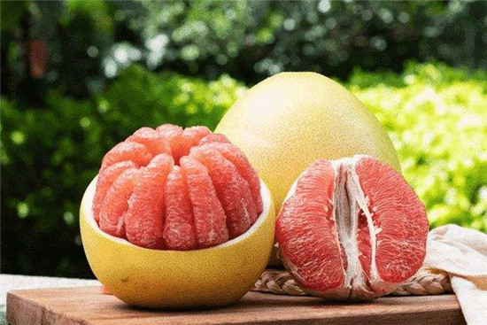 柚子对人的牙齿有什么好处 吃多了要小心这些危害